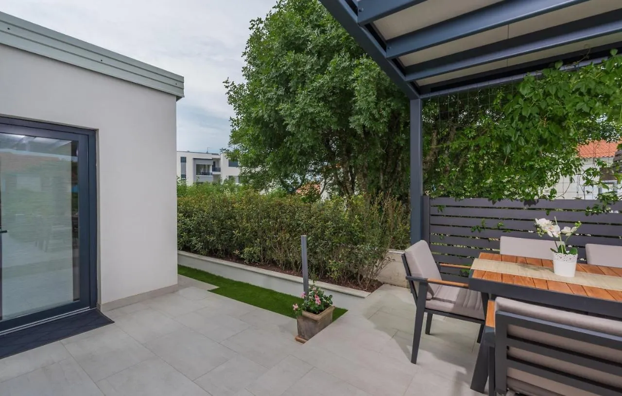 Villa Mondo Adria Njivice Hırvatistan